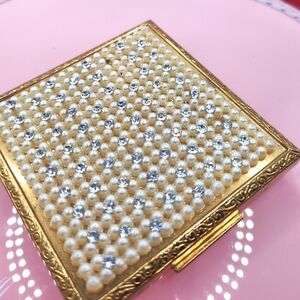 Beautiful Vintage Gold Compact With Rhinestoned and Faux Pearld